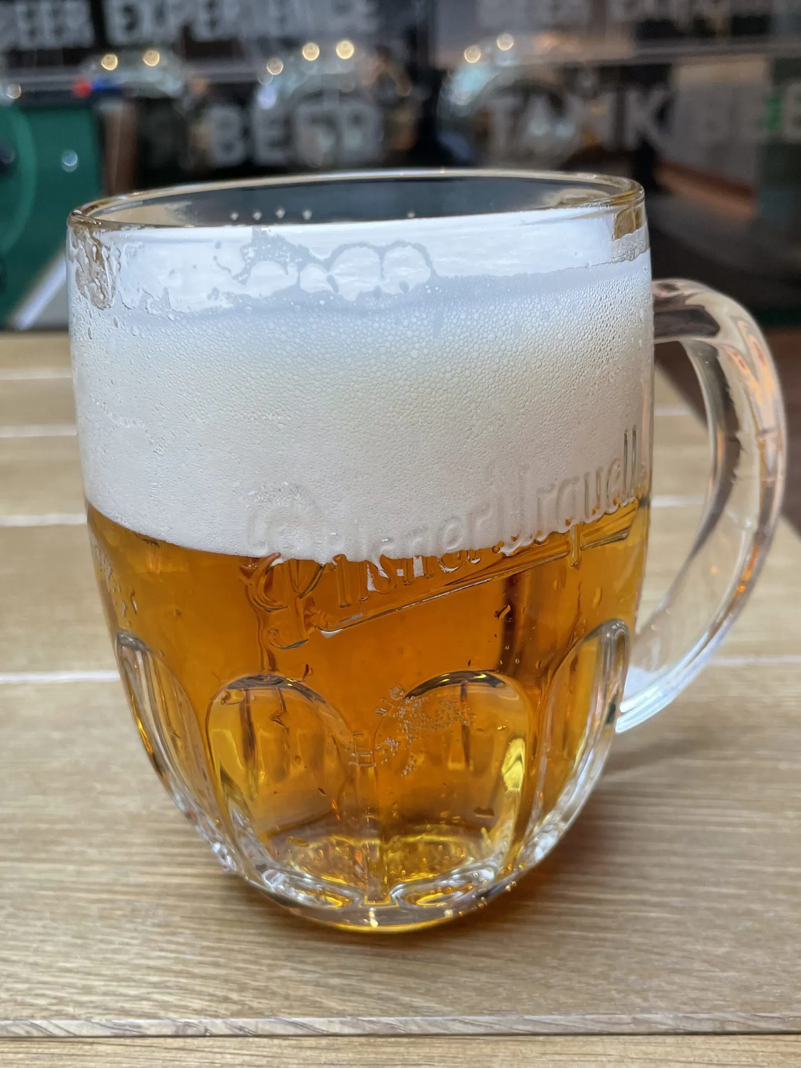 Das Pilsner Urquell Glas