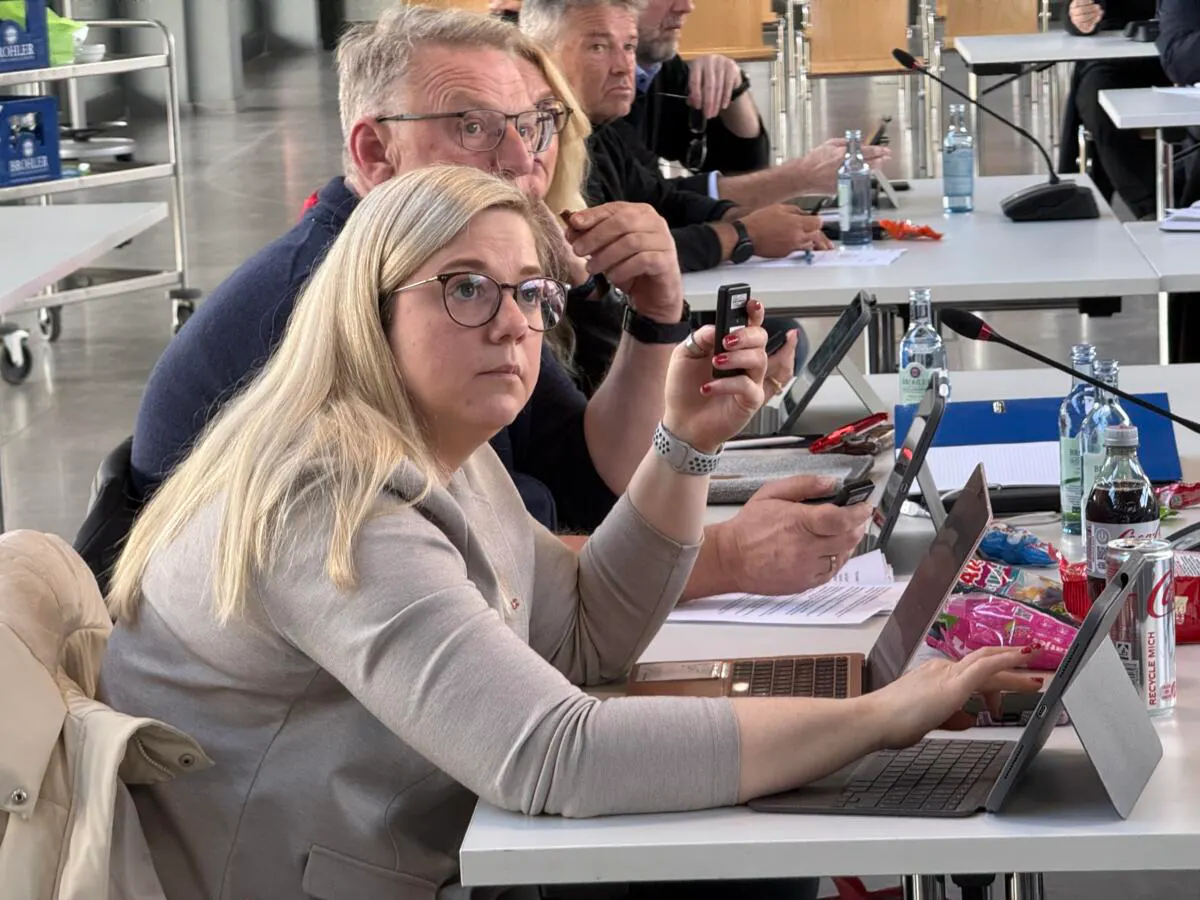 Streit um Referentenstelle im Bürgermeisterbüro: CDU fordert Aufklärung von Mangen: Streit um Referentenstelle im Bürgermeisterbüro: CDU fordert Aufklärung von Mangen: Streit um Referentenstelle im Bürgermeisterbüro: CDU fordert Aufklärung von Mangen
