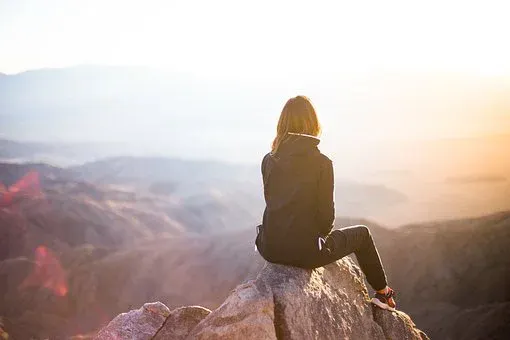 Dieses Bild hat ein leeres Alt-Attribut. Der Dateiname ist people-2591874__340.webp