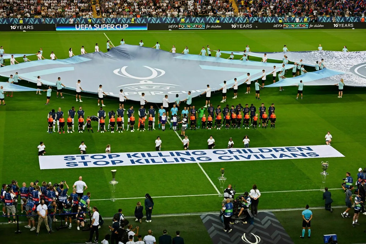 Klappt Woltemade-Transfer doch noch? Bayern-Boss öffnet Hintertür