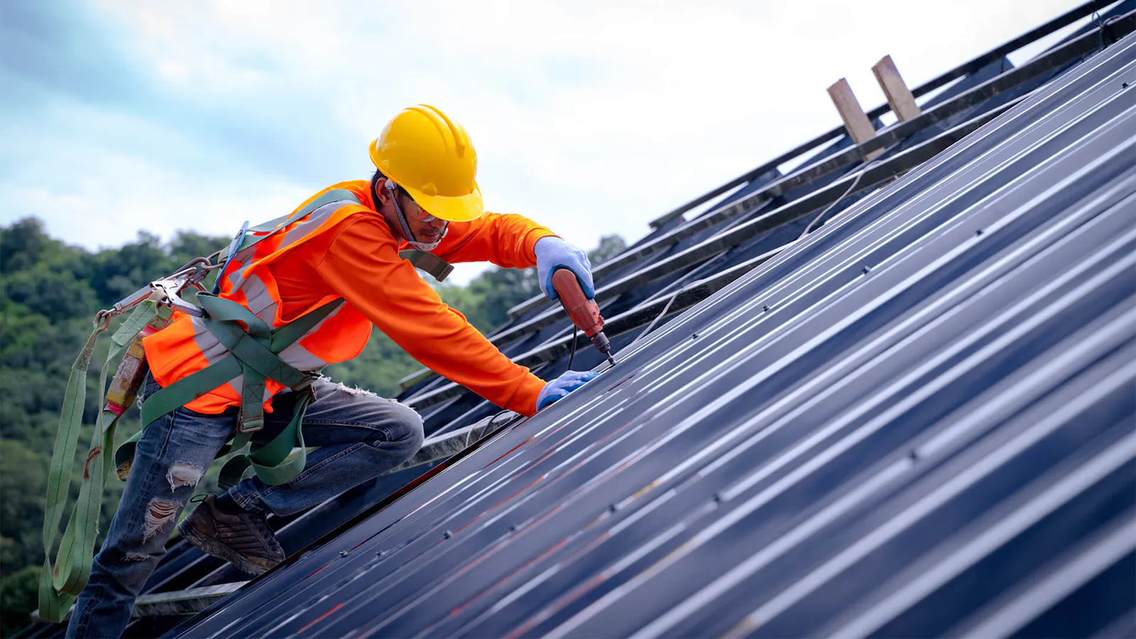 Tips For Repairing And Maintaining A Commercial Roof - BUILD Magazine